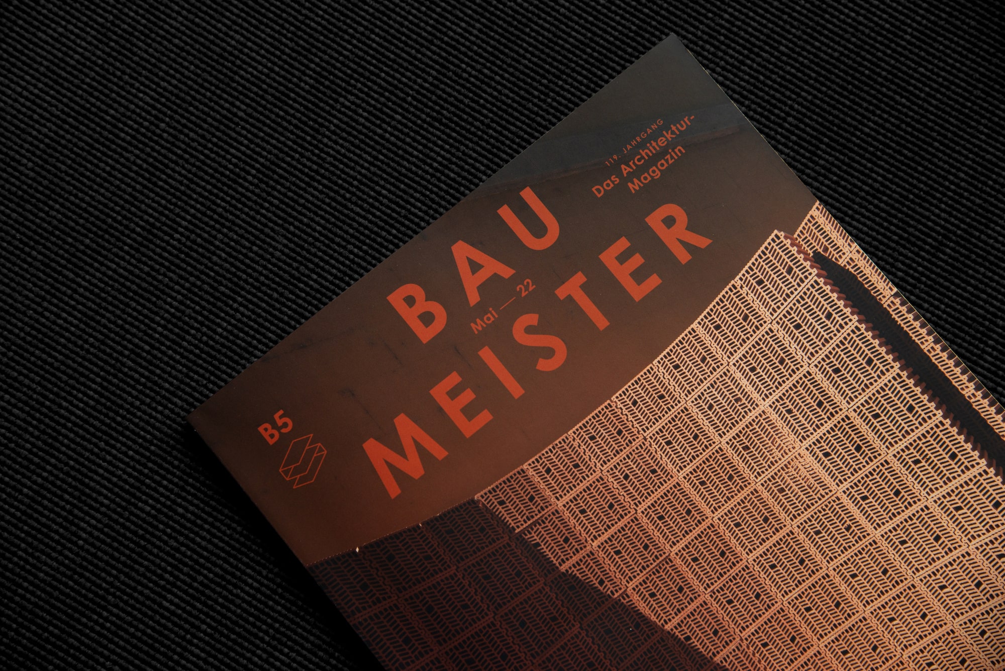 Cover Mai-Ausgabe Baumeister