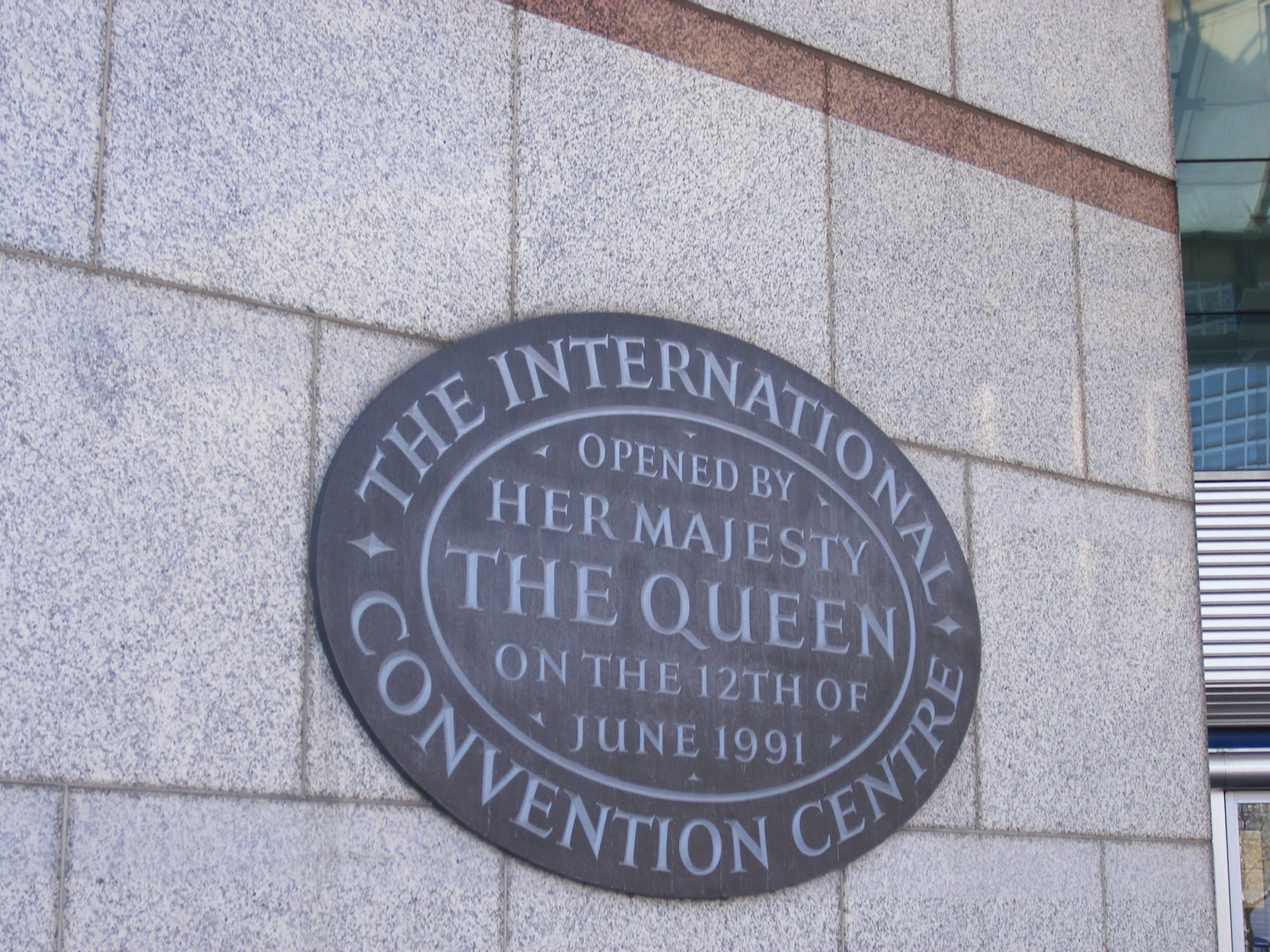 Zahlreiche Gebäude in Großbritannien und darüber hinaus wurden von der Queen eingeweiht. Quelle: Elliott Brown via Flickr, CC BY-NC-SA 2.0