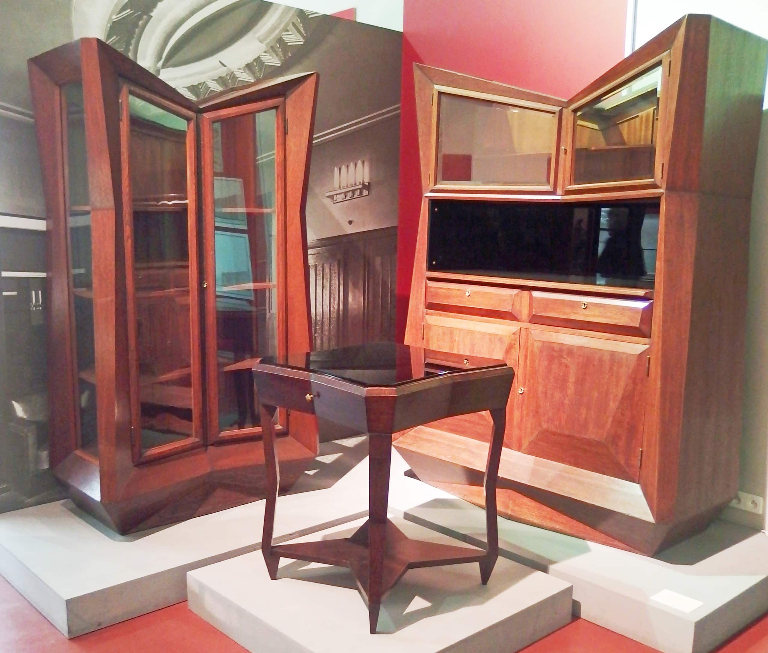 Kubismus zeigt sich auch in Möbeln. Foto: Wikimedia Palickap, CC BY-SA 4.0