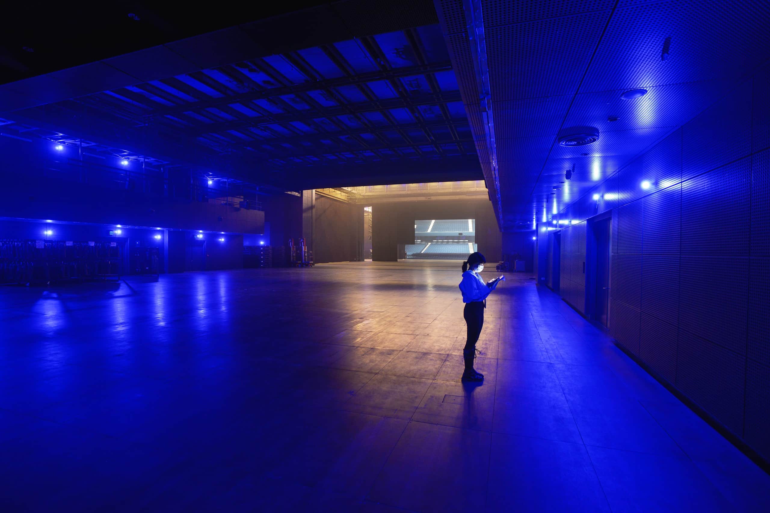 Die „Blue Box“ im Taipei Performing Arts Center ist als Experimentaltheater konzipiert, bei dem Bühne und Zuschauerraum einen Einheit bilden. Foto: © Chris Stowers Photography