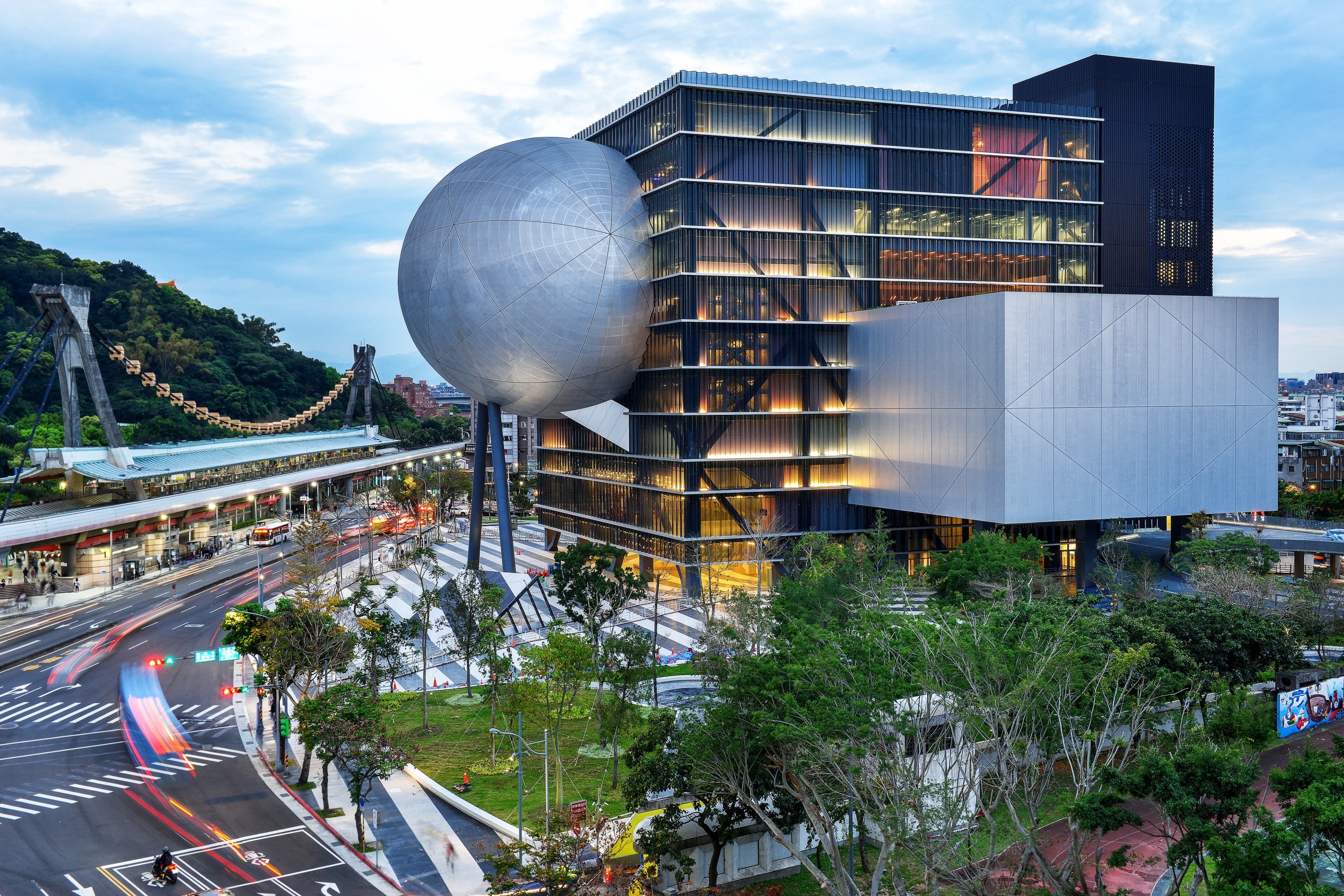 Das Taipei Performing Arts Center soll das Theater als öffentlichen Kulturort für jeden erlebbar machen, ohne dass der Besuch einer Aufführung erforderlich ist. Foto: © Chris Stowers Photography