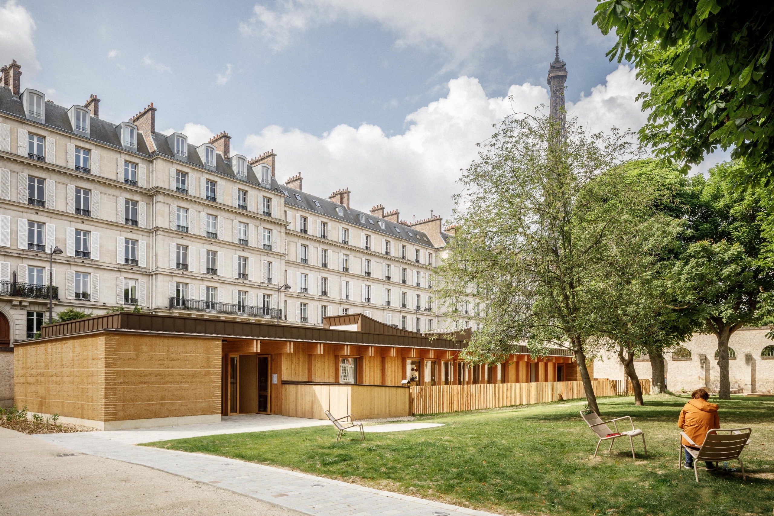 Die Kita von Régis Roudil Architectes zeichnet sich durch ihre nachhaltige Bauweise aus. Foto: ©11h45 – Florent Michel